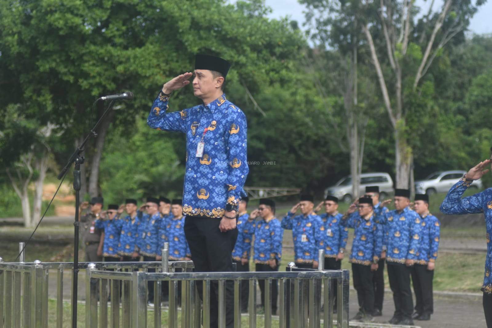 Penjabat Bupati Muaro Jambi Bachyuni Deliansyah, SH., MH., memimpin upacara Hari Kesadaran Nasional